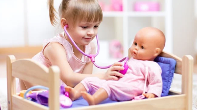 Le rôle de la poupée chez les enfants